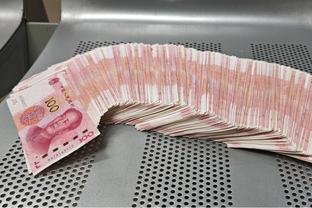 科尔打趣太阳DJ新歌：有100个人发给我听了 我爱它&这很好玩